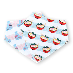 the wee bean organic cotton bib set in ramen and sake