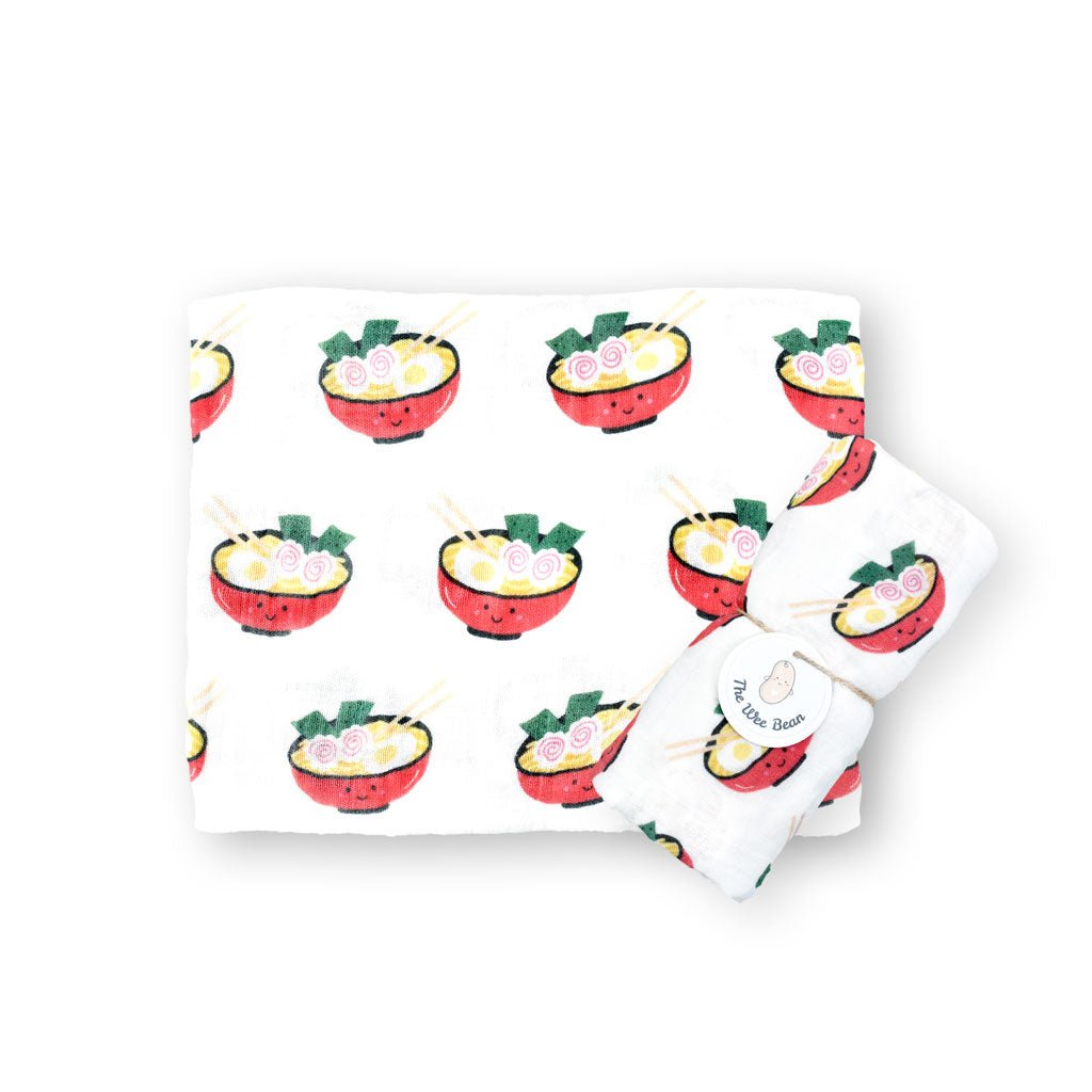 the wee bean organic and sustainable baby gift set blankets and bibs in ramen and sake taste of Japan